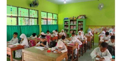 Lomba Mewarnai Kelas 1 & 2 Hari Guru 2022